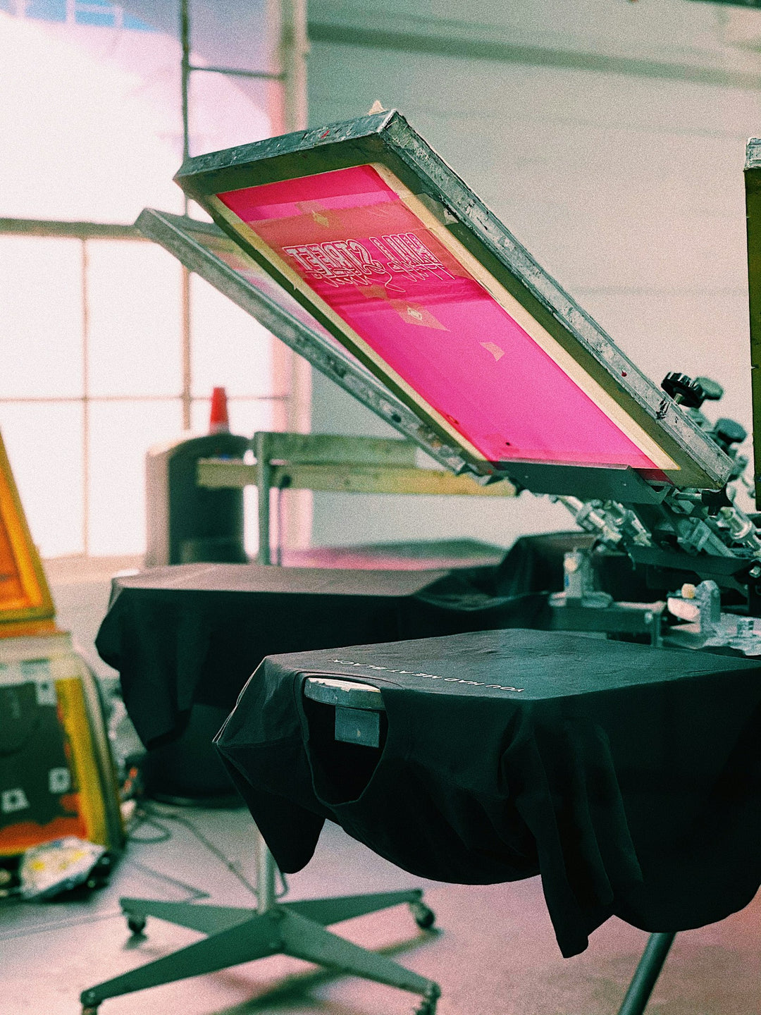 Screen printing press